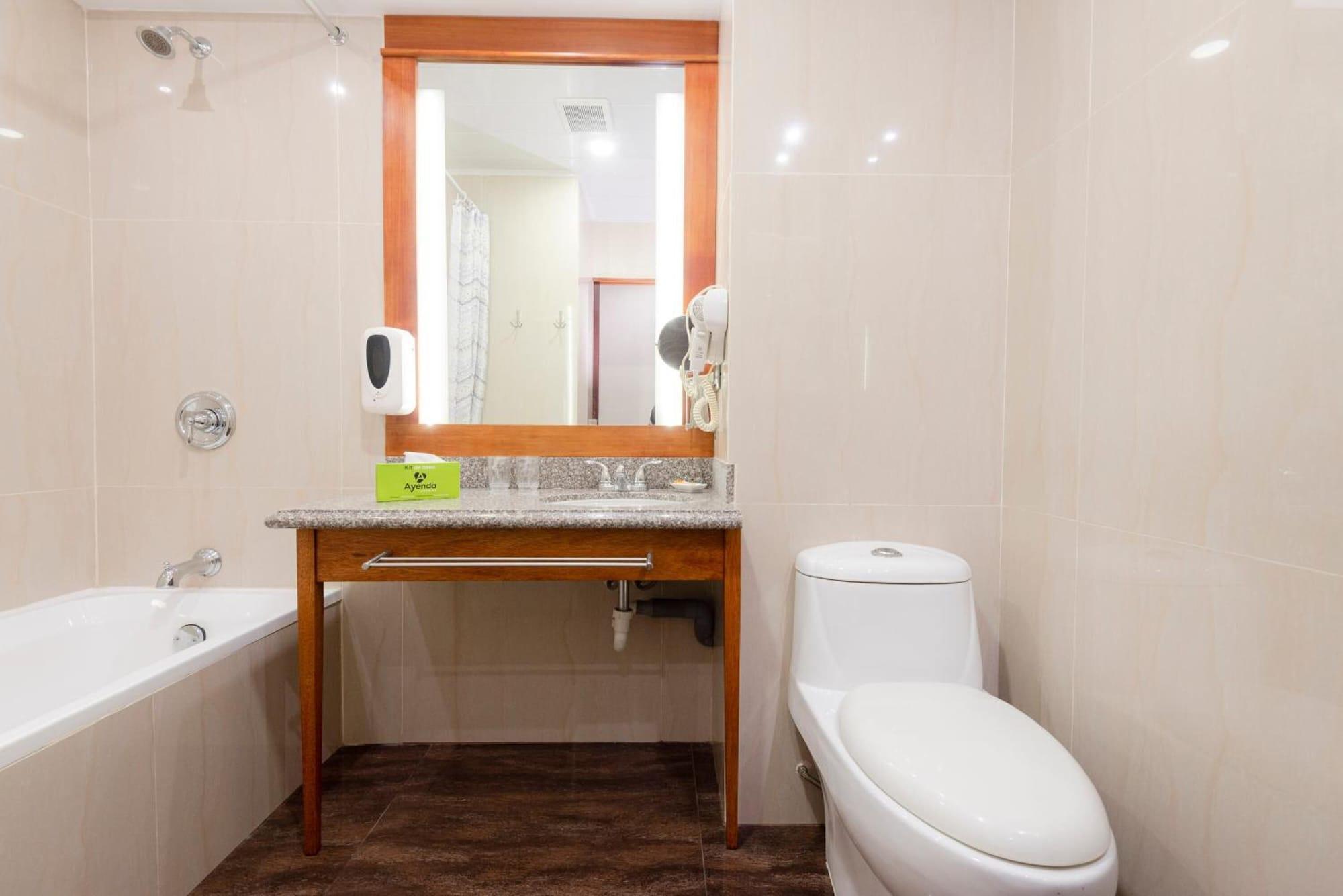 La Luna Inn Lima Ngoại thất bức ảnh